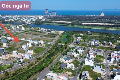  CẦN BÁN LÔ GÓC NGÃ TƯ FPT CITY ĐÀ NẴNG